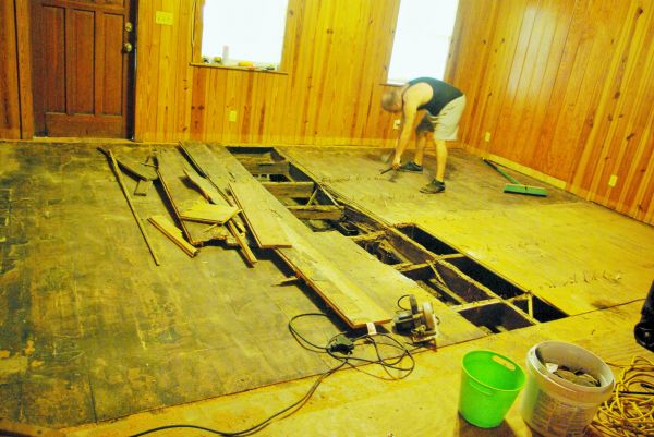 Subfloor Demolition in Lubbock